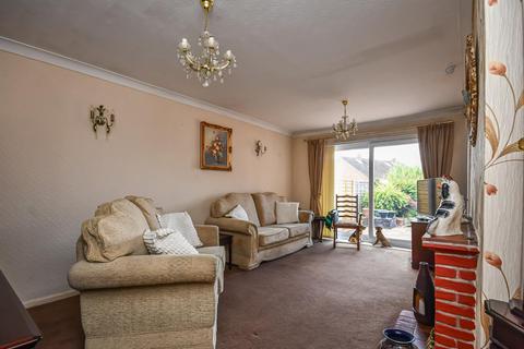 2 bedroom semi-detached bungalow for sale, Van Diemans Road, Wombourne, Wolverhampton