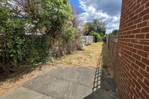 2 bedroom end of terrace house for sale, Grantham Road, EASTLEIGH
