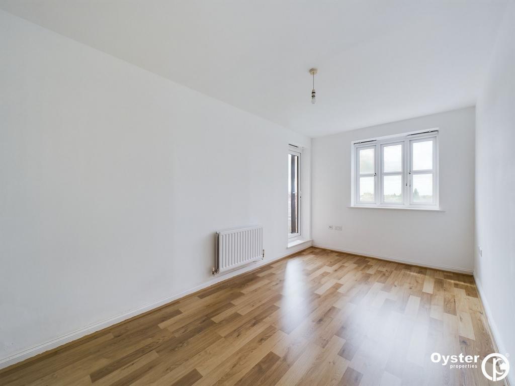 Apartment in Harrow - View 5