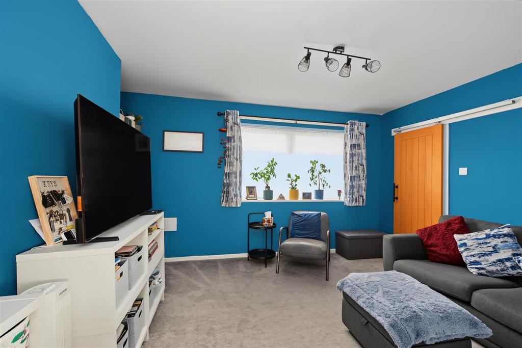 House in Broxtowe, Beeston - View 2