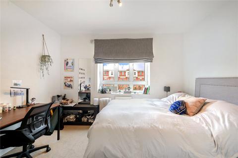 3 bedroom apartment for sale, Curran House, Lucan Place, London, SW3