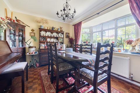 4 bedroom detached house for sale, Courthouse Road, Maidenhead