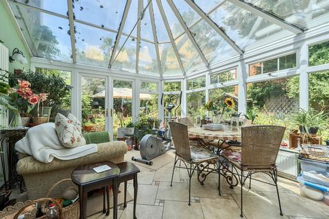 4 bedroom detached house for sale, Courthouse Road, Maidenhead