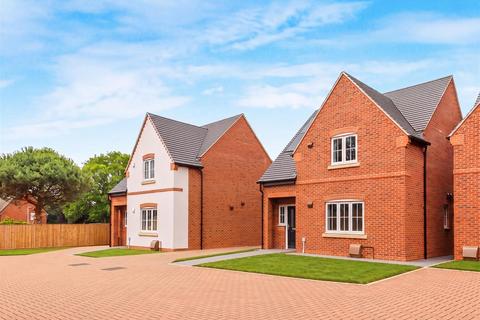3 bedroom detached bungalow for sale, Lady Hodgson Mews, Stratford upon Avon