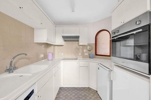 2 bedroom flat for sale, Cavell Drive, Ingleborough Cavell Drive, EN2