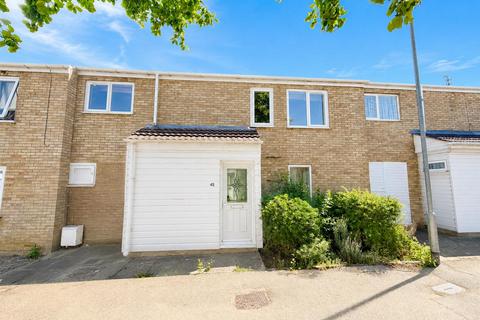 3 bedroom terraced house to rent, Ibsen Walk, Corby NN18