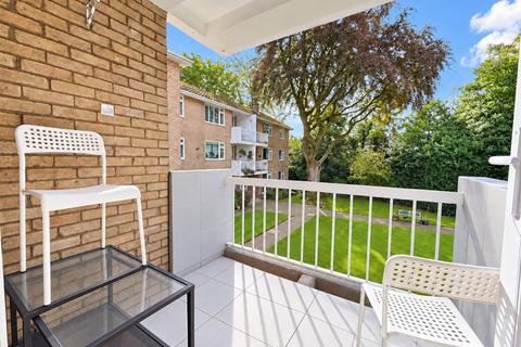 2 bedroom flat for sale, Eton Court, Liverpool, L18