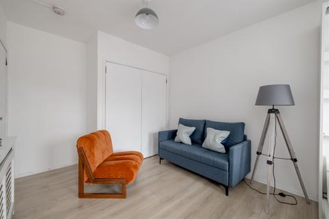 1 bedroom flat for sale, 518 Websters Land, Grassmarket, Edinburgh EH1 2RX
