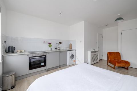 1 bedroom flat for sale, 518 Websters Land, Grassmarket, Edinburgh EH1 2RX