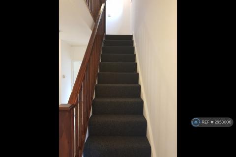 3 bedroom end of terrace house to rent, Congleton Grove, London, SE18