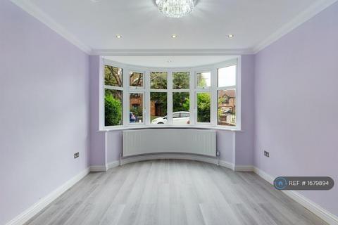 3 bedroom terraced house to rent, Eastcote Avenue, Harrow, HA2