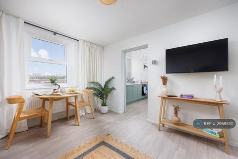 2 bedroom flat to rent, Mount Stone Road, Plymouth, PL1