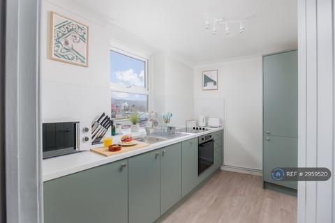 2 bedroom flat to rent, Mount Stone Road, Plymouth, PL1