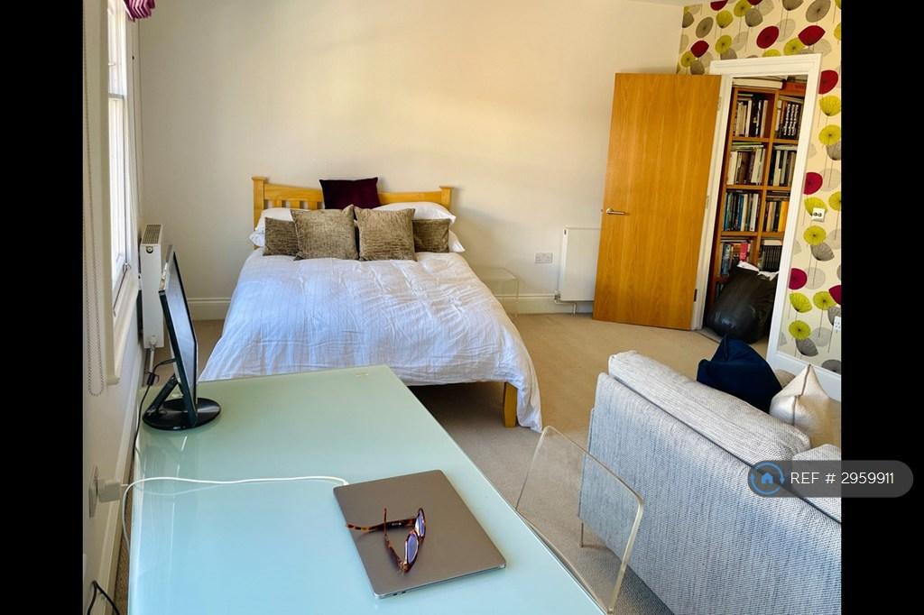 Peel Street, London, W8 – pohled 3