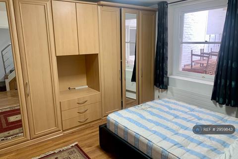 undefined, Hatherley Grove, London, W2