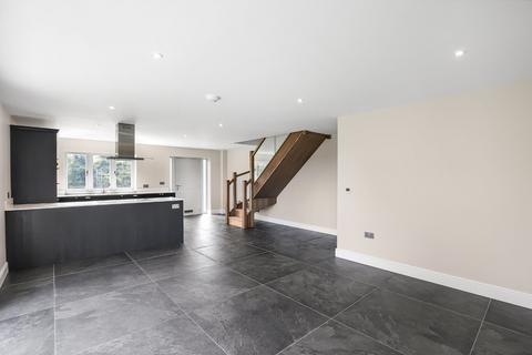 undefined, Salisbury Road, Abbotts Ann, Andover, Hampshire, SP11