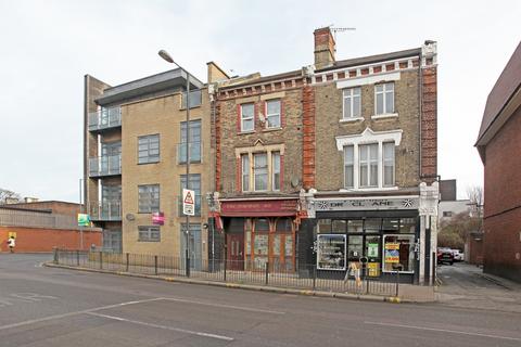 Retail property (high street) to rent, 31 Clapham Park Rd London SW4 7EE