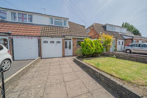 3 bedroom semi-detached house for sale, Meriden Rise, Solihull, B92