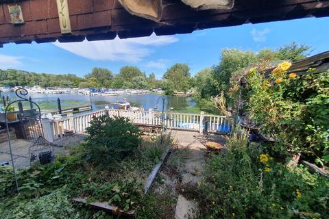5 bedroom detached house for sale, South Quay, Abingdon