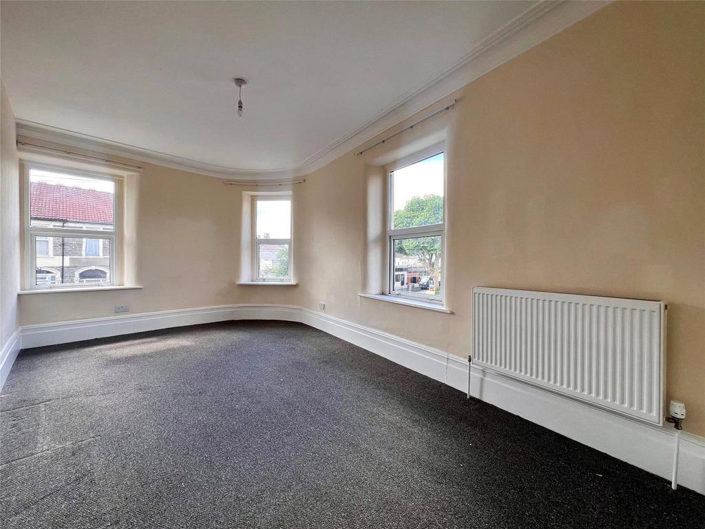 Apartment in Kingswood, Downend, Downend and Bromley Heath - View 2