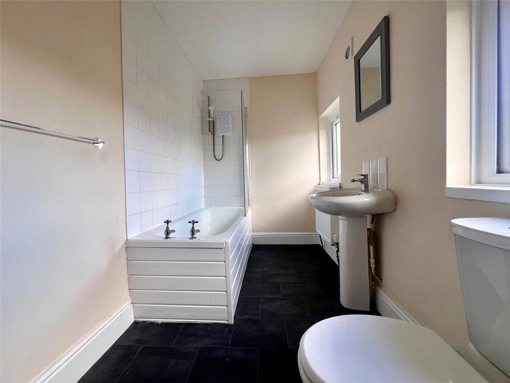 Apartment in Kingswood, Downend, Downend and Bromley Heath - View 4