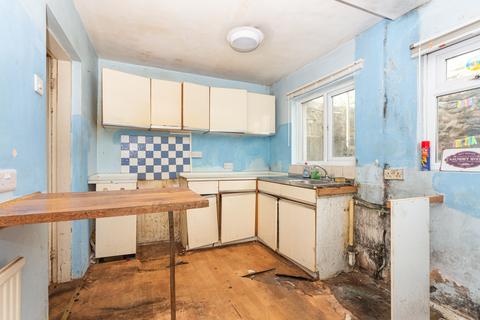 2 bedroom terraced house for sale, 41 Mountain Street, Caernarfon, Gwynedd LL55 1PW