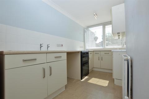 2 bedroom flat to rent, Suffolk Square, Norwich