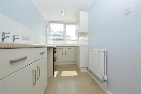 2 bedroom flat to rent, Suffolk Square, Norwich