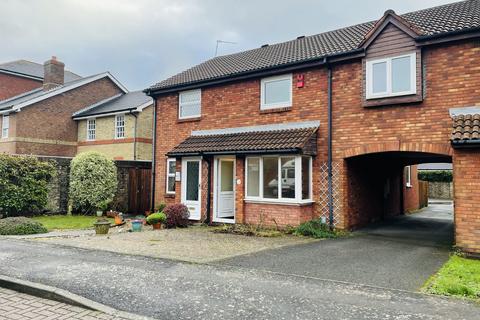 3 bedroom house to rent, Lidiard Gardens, Southsea, PO4