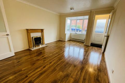 3 bedroom house to rent, Lidiard Gardens, Southsea, PO4