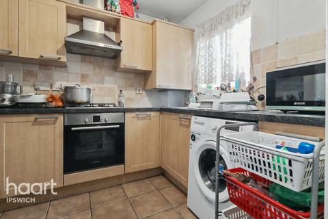 3 bedroom terraced house for sale, Bruff Road, Ipswich