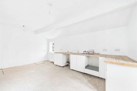 2 bedroom end of terrace house for sale, Old Road, Bradford, West Yorkshire, BD7