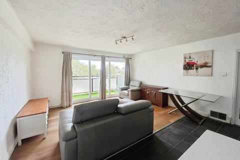 2 bedroom house to rent, Wheatlands, Hounslow