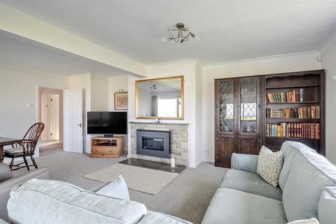 4 bedroom house for sale, Bay Crescent, Swanage