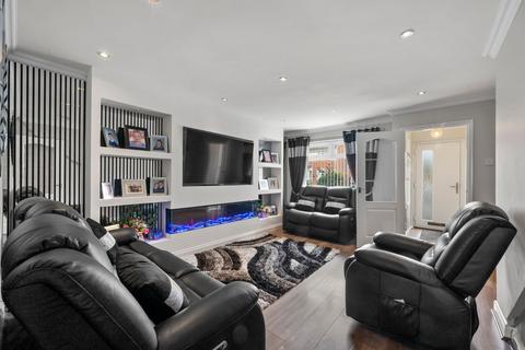 4 bedroom semi-detached house for sale, Kelsey Close, St. Helens, WA10