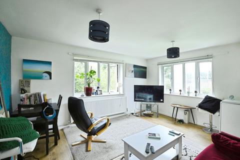 2 bedroom flat for sale, North Road, Petersfield GU32