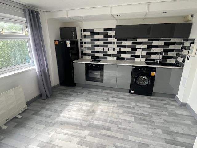 Apartment in Southampton - View 4