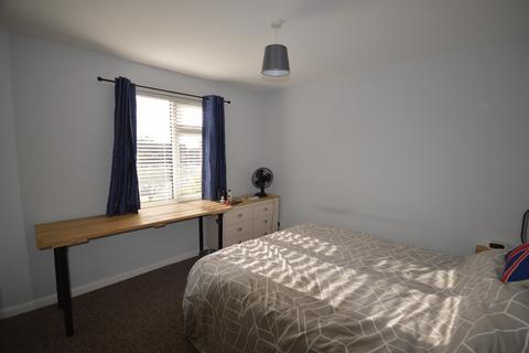 2 bedroom terraced house to rent, Wentworth Drive, Bishops Stortford, CM23