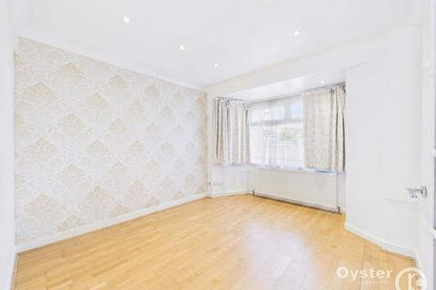 4 bedroom semi-detached house for sale, Derwent Crescent, Stanmore, HA7