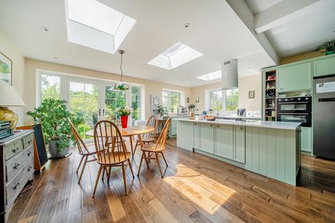 4 bedroom semi-detached house for sale, Baring Road, London