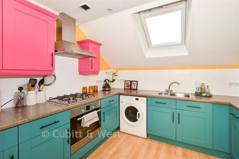 1 bedroom apartment for sale, Truggers Court, Handcross, Haywards Heath, West Sussex