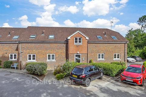 1 bedroom apartment for sale, Truggers Court, Handcross RH17