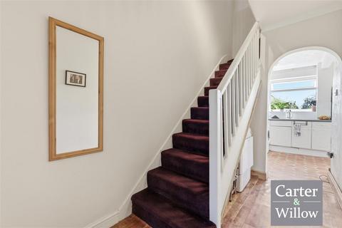 2 bedroom terraced house for sale, Raydons Road, Dagenham, Essex