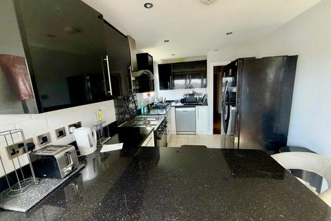 5 bedroom semi-detached house for sale, Rhoshendre, Waunfawr SY23