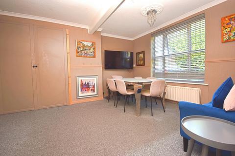 3 bedroom end of terrace house for sale, Longshaw Road, Chingford, London. E4 6LD