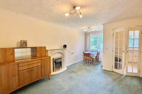 1 bedroom apartment for sale, Beaulieu Road, Dibden Purlieu, SO45