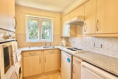 1 bedroom apartment for sale, Beaulieu Road, Dibden Purlieu, SO45