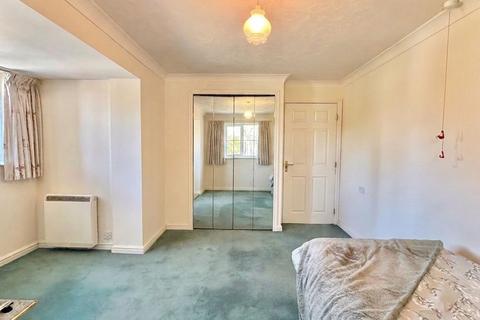1 bedroom apartment for sale, Beaulieu Road, Dibden Purlieu, SO45