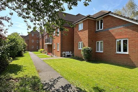 1 bedroom apartment for sale, Beaulieu Road, Dibden Purlieu, SO45