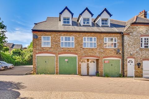 2 bedroom apartment to rent, Nails Lane, Bishop's Stortford